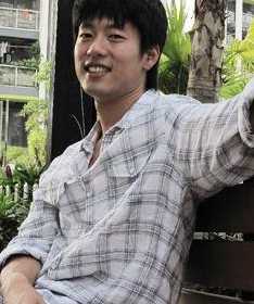 和空姐一起的日子陆飞的扮演者是凌潇肃