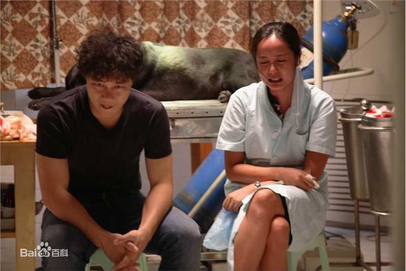 秘岸小易的扮演者是陈奕迅