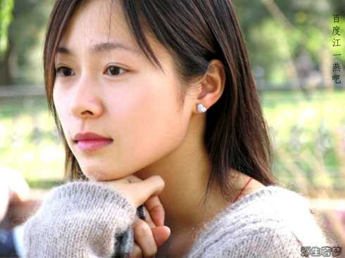 错爱谢晓英的扮演者是江一燕