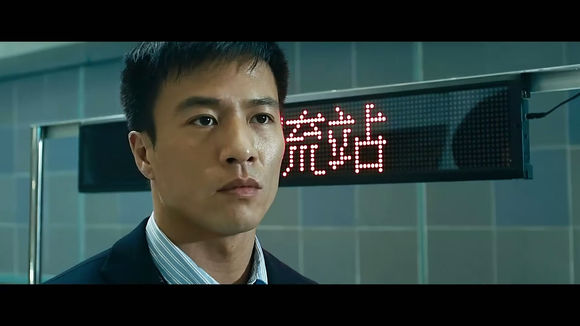 魔警陈志斌的扮演者是安志杰