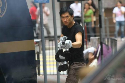 证人洪荆的扮演者是张家辉