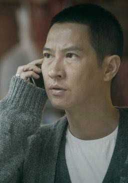 保持通话辉Sir的扮演者是张家辉