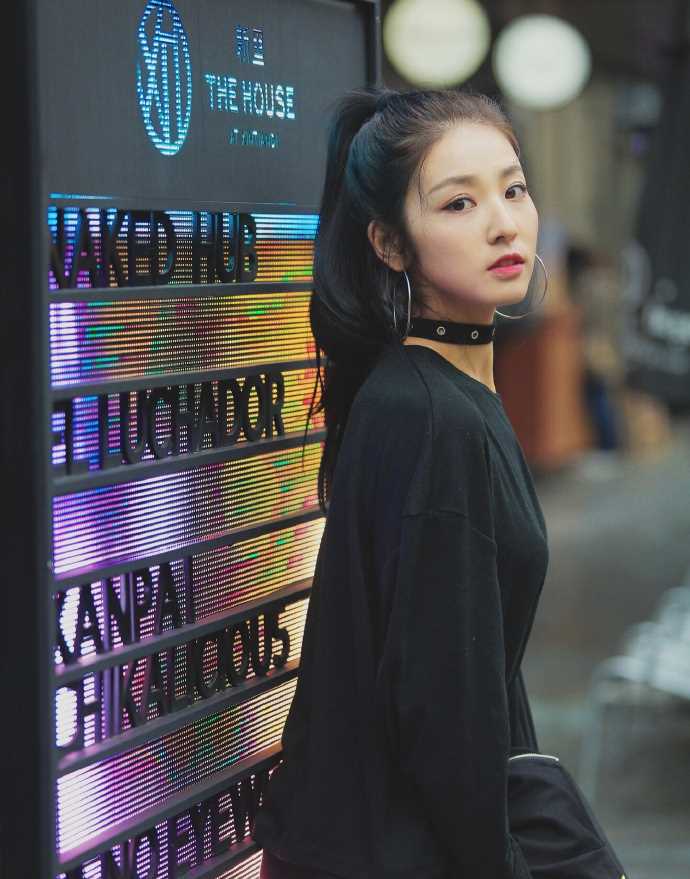 归还世界给你尹唯