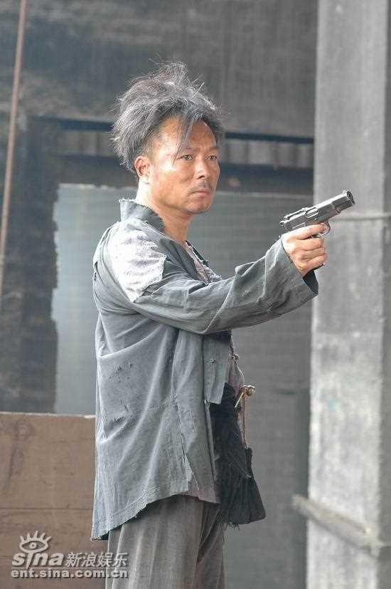 食人鱼事件九叔(李本国)