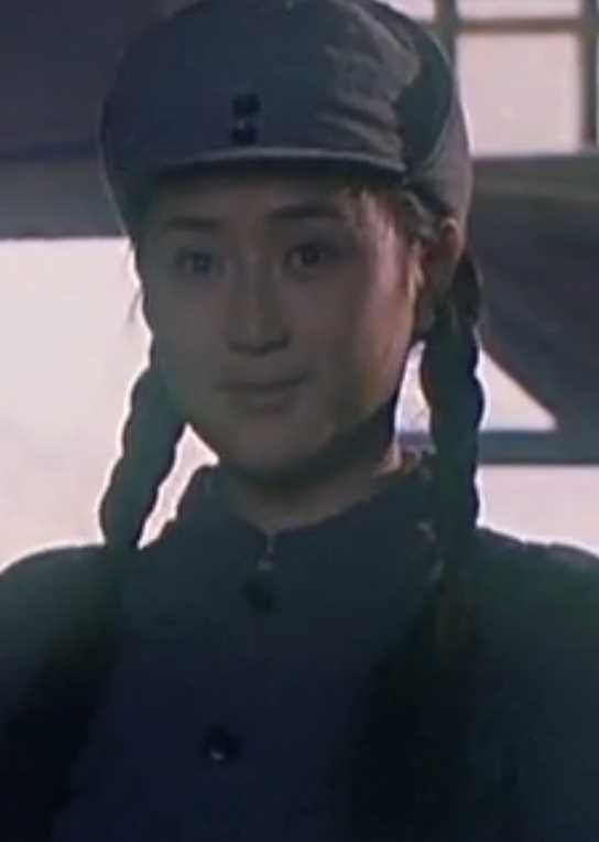 声震长空殷佳茹