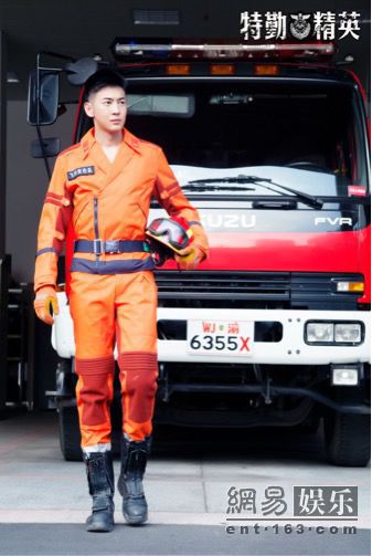 特勤精英张好奇的扮演者是丁野