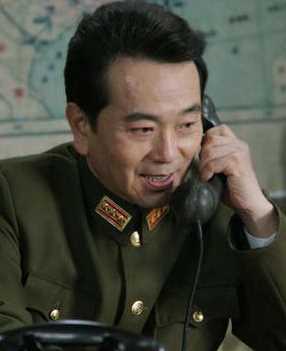 彼岸1945马上校的扮演者是张晨光