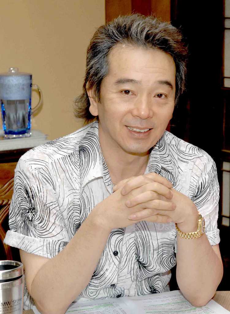 魔女18号朱光年