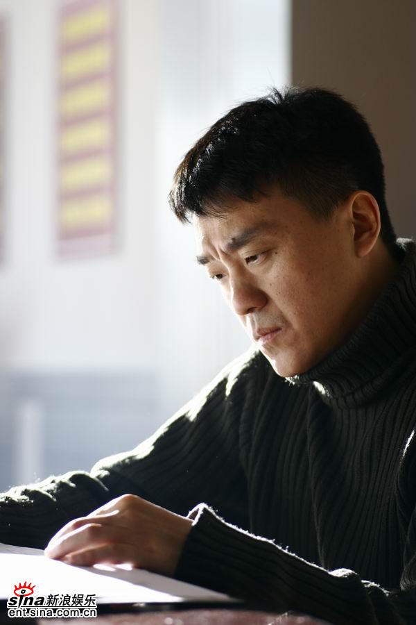 幸福陷阱吴侗的扮演者是何冰