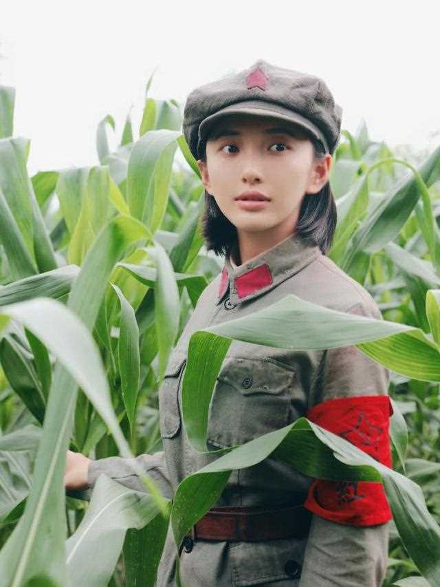 极度危机李菁菁的扮演者是肖雨雨