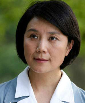 美丽的南方欧阳玲的扮演者是严晓频