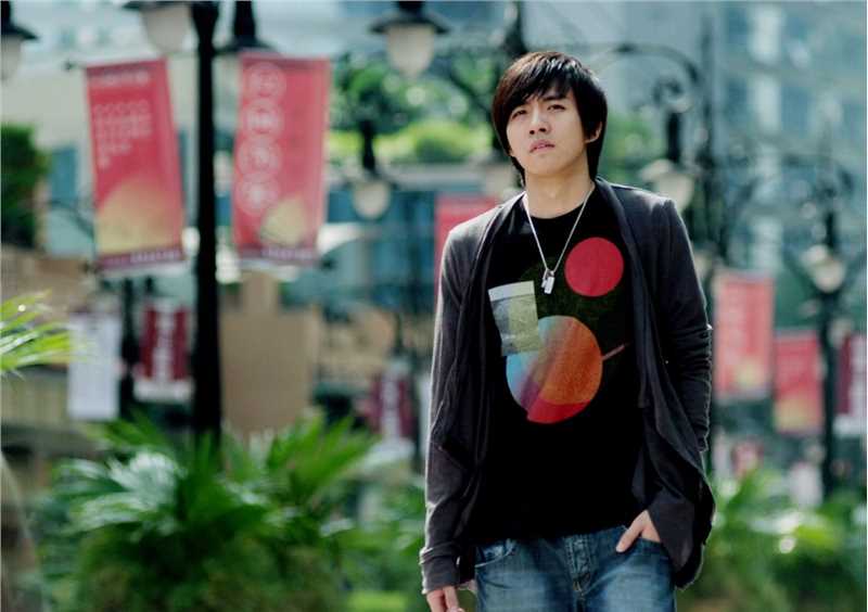 乐火男孩钟子杰