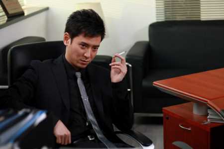 苦咖啡林立琛的扮演者是韩栋