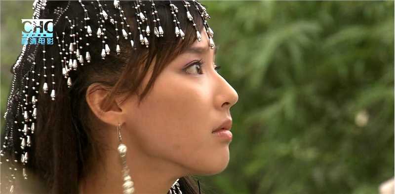 陆小凤传奇之大金鹏王上官飞燕/上官丹凤的扮演者是吴佳尼