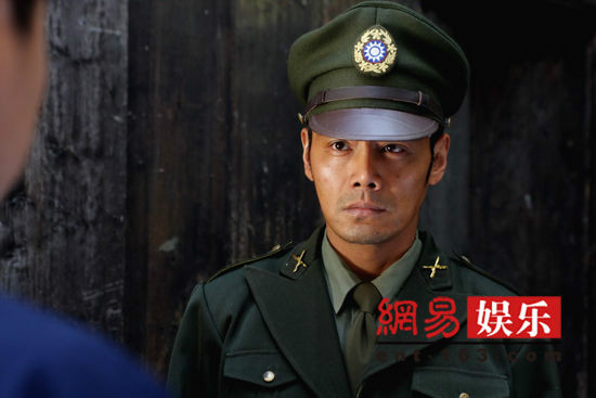 白狼谭志祥的扮演者是邵兵