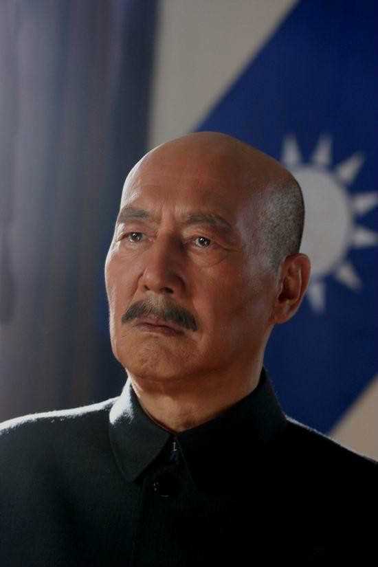 红日蒋介石的扮演者是杜雨露