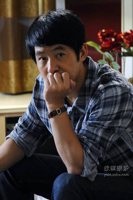 亲爱的敌人穆仰天的扮演者是郭晓冬