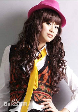 守着阳光守着你何菲的扮演者是戴菲菲