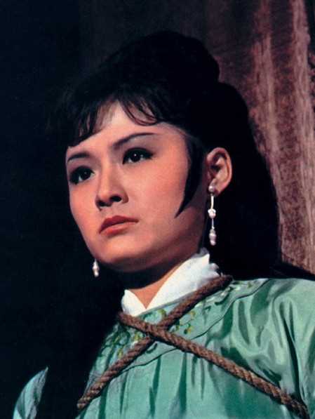 独臂刀齐佩的扮演者是潘迎紫