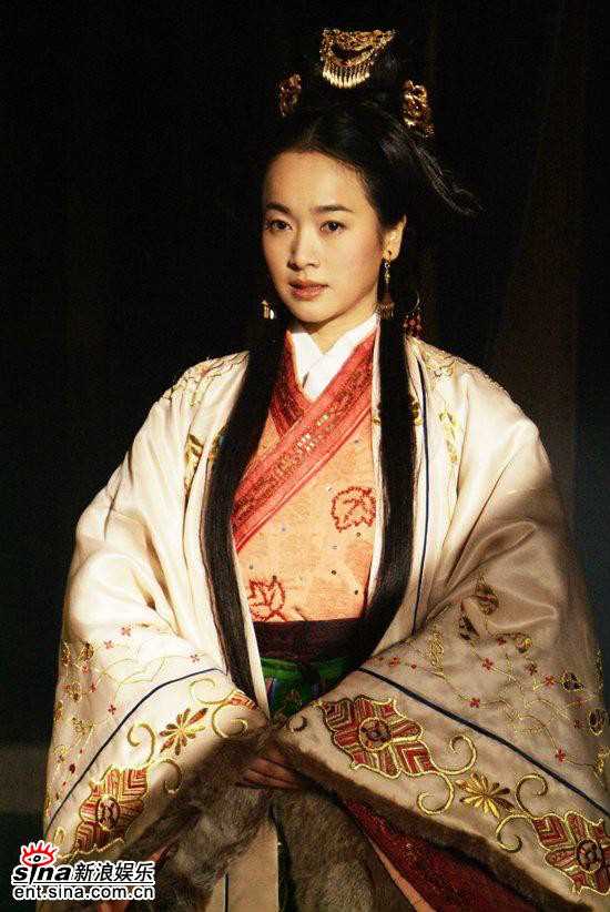 卧薪尝胆雅鱼的扮演者是左小青