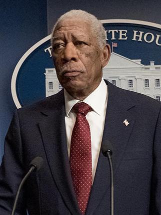 天使陷落艾伦·特朗布尔