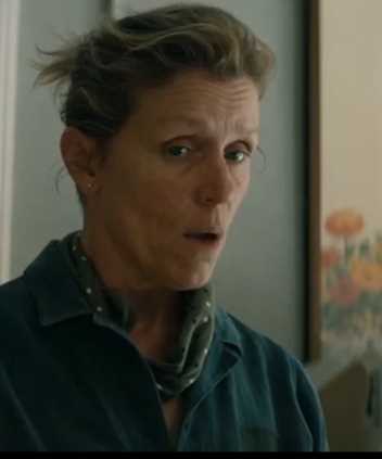 三块广告牌米尔德丽德的扮演者是弗兰西斯·麦克多蒙德