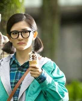 大宅男川美的扮演者是谢娜