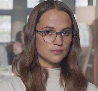 淹没丹妮尔·弗林德