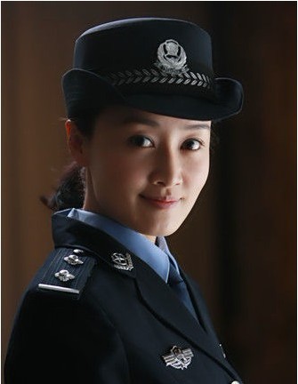 新永不瞑目欧庆春的扮演者是赵子琪