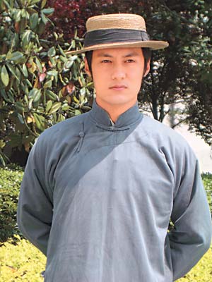 邓小平·1928薛浦生的扮演者是余文乐