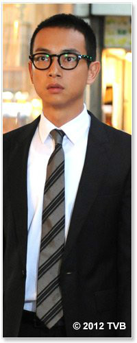 法网狙击戴奕行的扮演者是梁竞徽