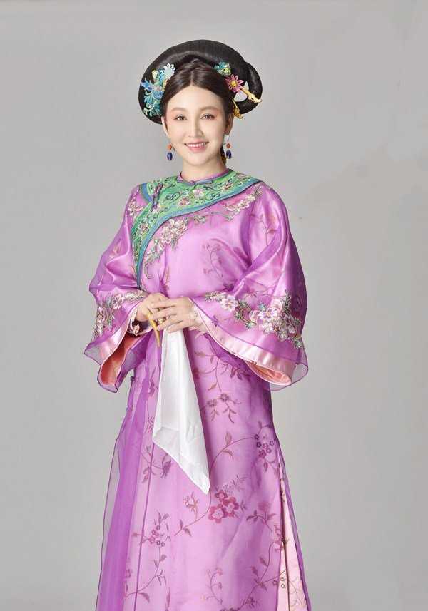 苏茉儿传奇哲哲的扮演者是岳丽娜