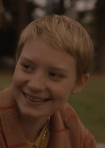 无法安宁安娜贝尔·科顿