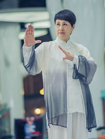 功夫婆媳梅超英