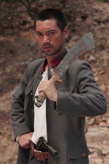 两个女匪王狼头