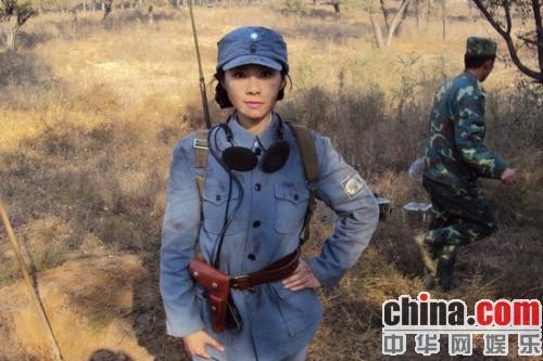 激战江南关竹青的扮演者是何琳