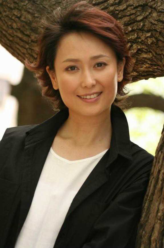 在悉尼等我高莉莉