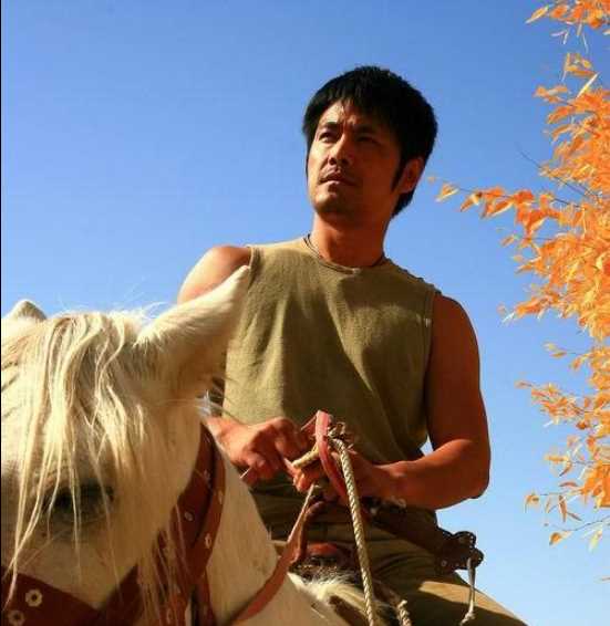 青树朱戈的扮演者是邵兵