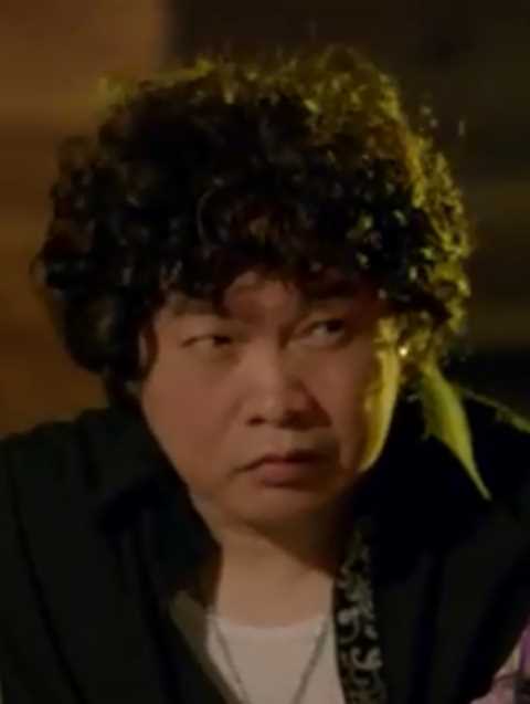 大尾鲈鳗小奇大