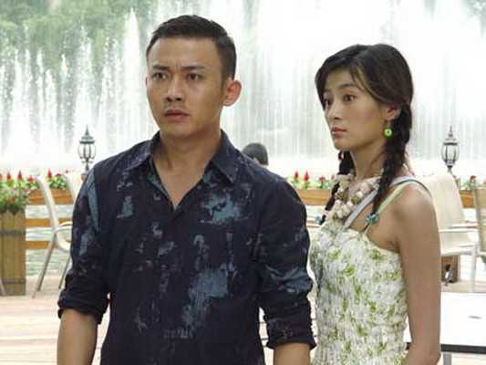 戴着面具跳舞索那的扮演者是聂远