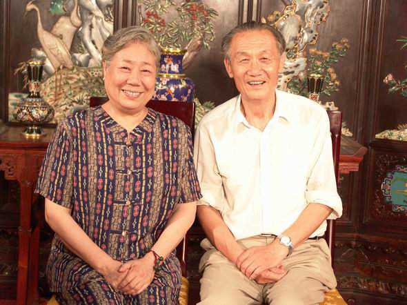 动什么，别动感情姥 爷