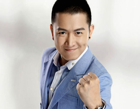 一家老小向前冲严子贵