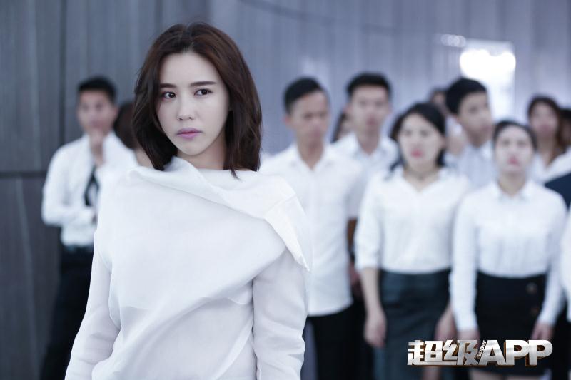 超级APP笑笑的扮演者是施予斐