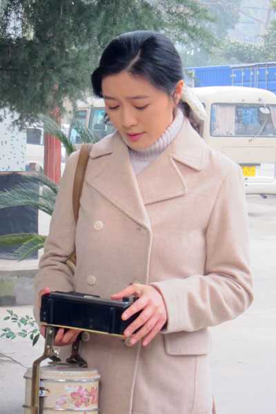 养个孩子不容易李新茹