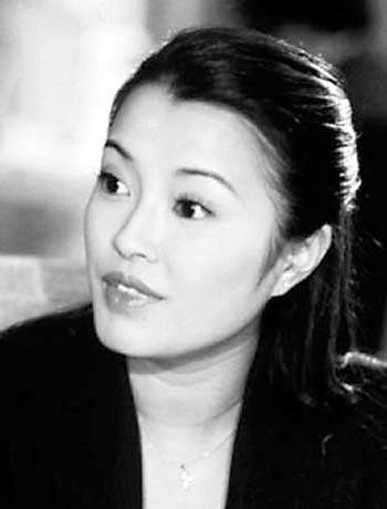 美丽在望卓蓝的扮演者是林敏俐