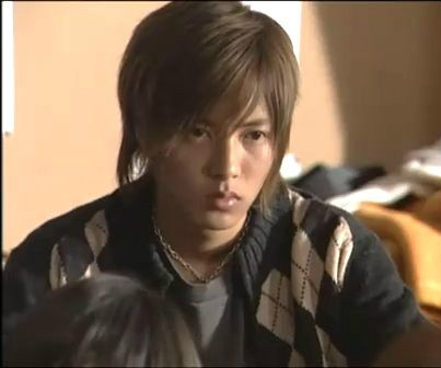 漂流教室大友唯的扮演者是山下智久