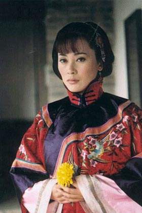 金锁记曹七巧的扮演者是刘欣