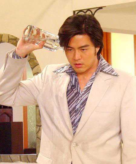 意难忘林大中的扮演者是刘至翰