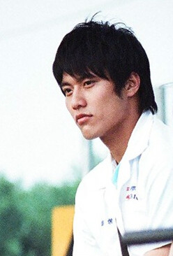 夏天的尾巴陈怀钧的扮演者是张睿家