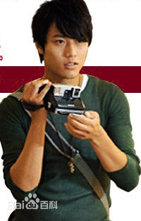 我的亿万面包金恩浩的扮演者是张睿家